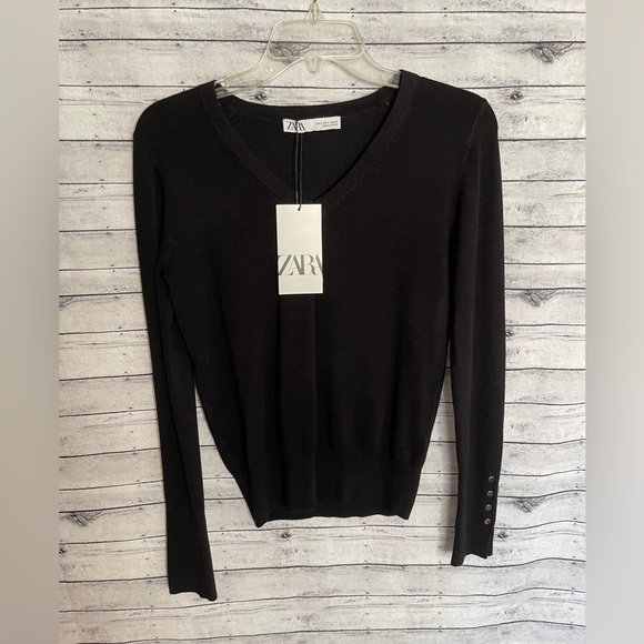Zara Black Sweater Top With Gold Detail NWT - Picture 2 of 5